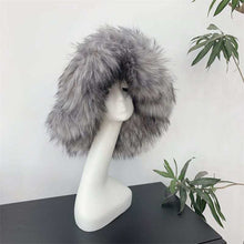 Load image into Gallery viewer, Furr hat and boots
