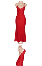 Load image into Gallery viewer, Lady in red
