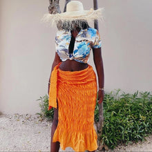Load image into Gallery viewer, Vacae me skirt
