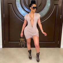 Load image into Gallery viewer, Knot dress
